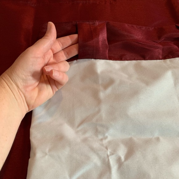 Port-wine beaded sun blocking valances (2) - Picture 6 of 9